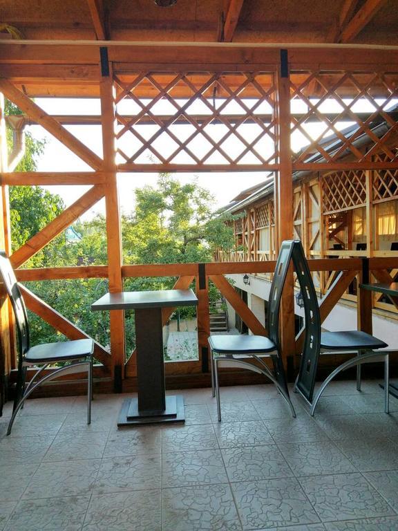 Guest House Albatros Cholpon-Ata Exterior photo